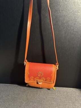 Disney Raya and the Last Dragon Adventure Bag Crossbody Purse JAKKS Pacific